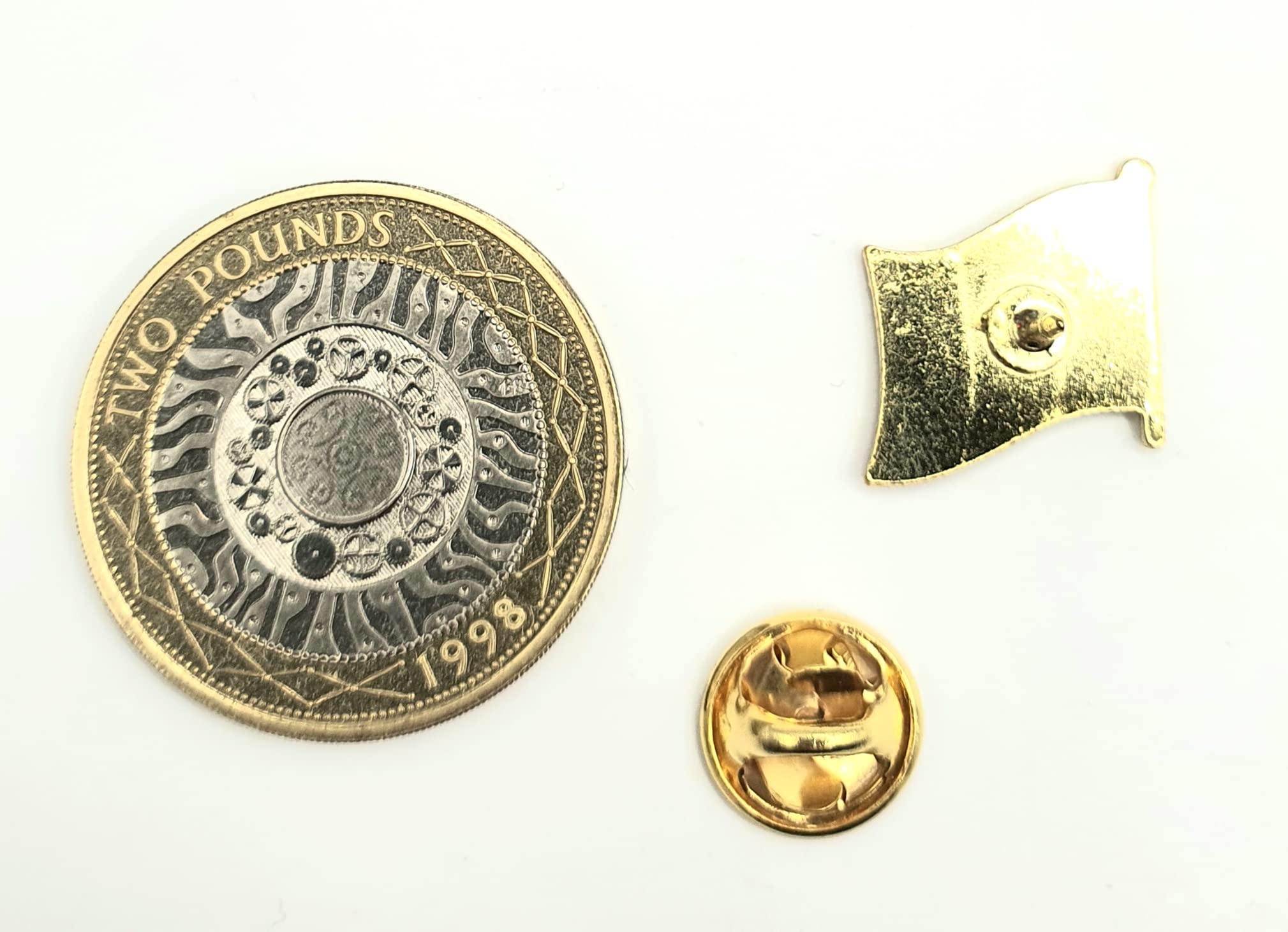 Ukraine Ukranian Metal Country Enamel Flag Pin Badge